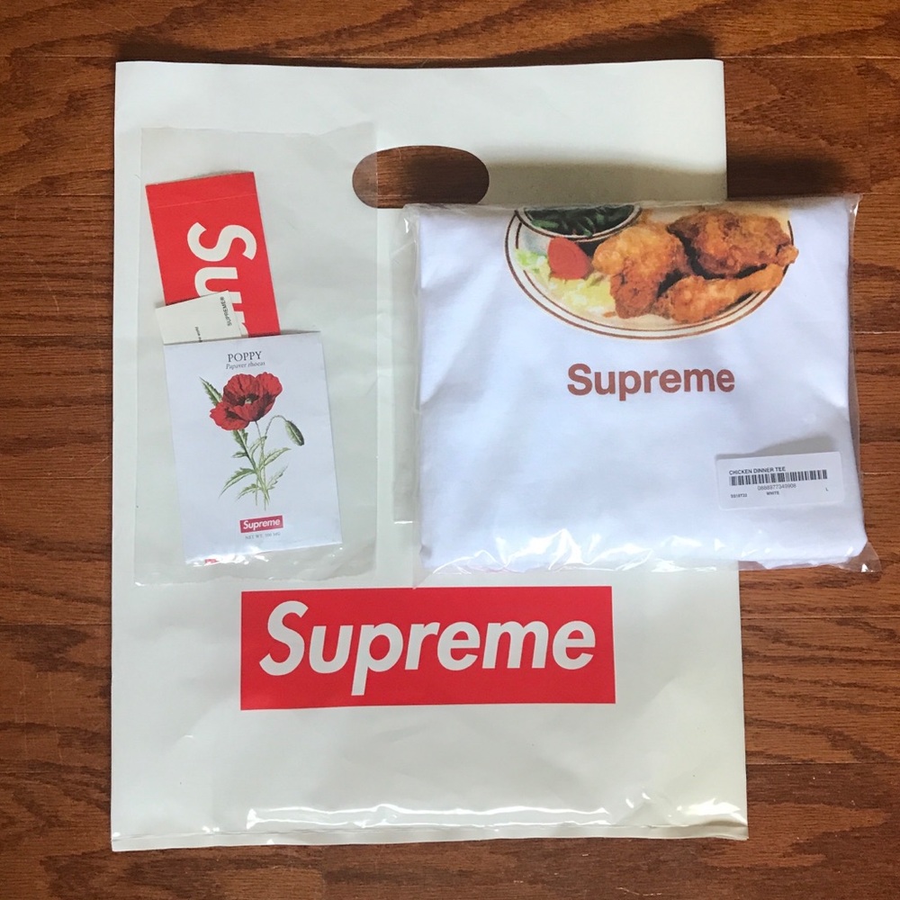 ‼️SOLD‼️NWT Supreme Chicken Dinner Tee White